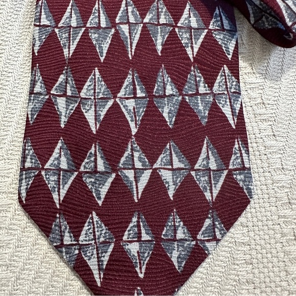 Lamberti 100% silk tie, handmade in Italy, burgundy, kite pattern, office, date - Picture 5 of 8